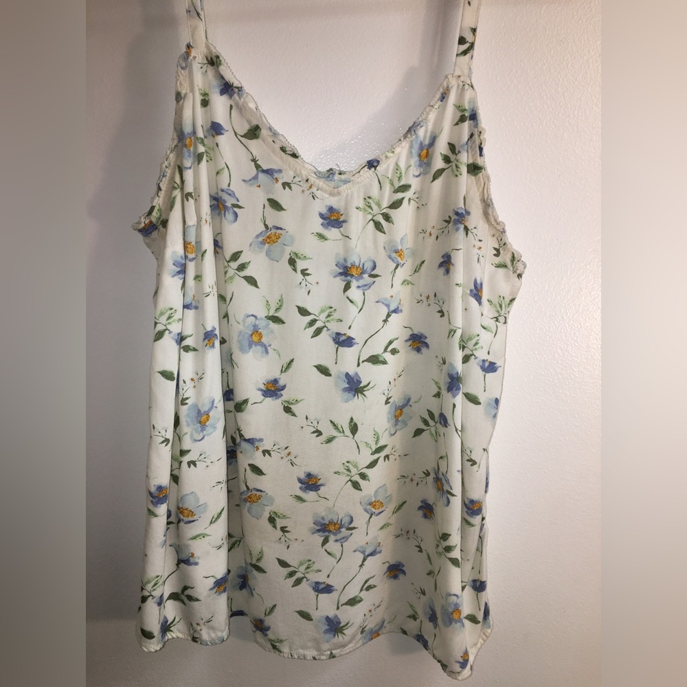 Old Navy Floral Flowy Tank Top (S)
